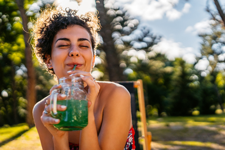 Grüner Smoothie mit Spirulina